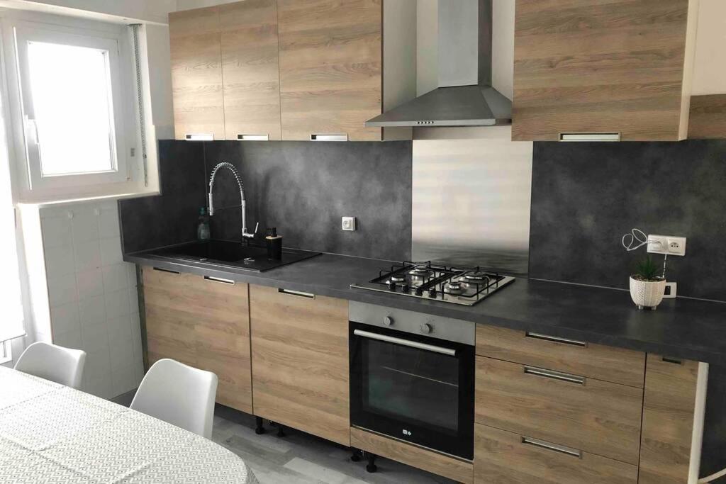 Tres Bel Appartement F4 Proche Gare Riedisheim Exterior foto